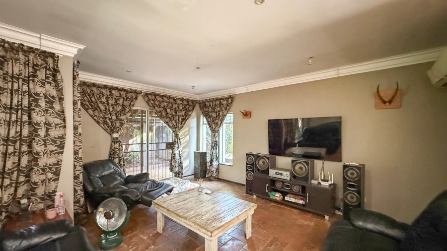 4 Bedroom Property for Sale in Melodie North West